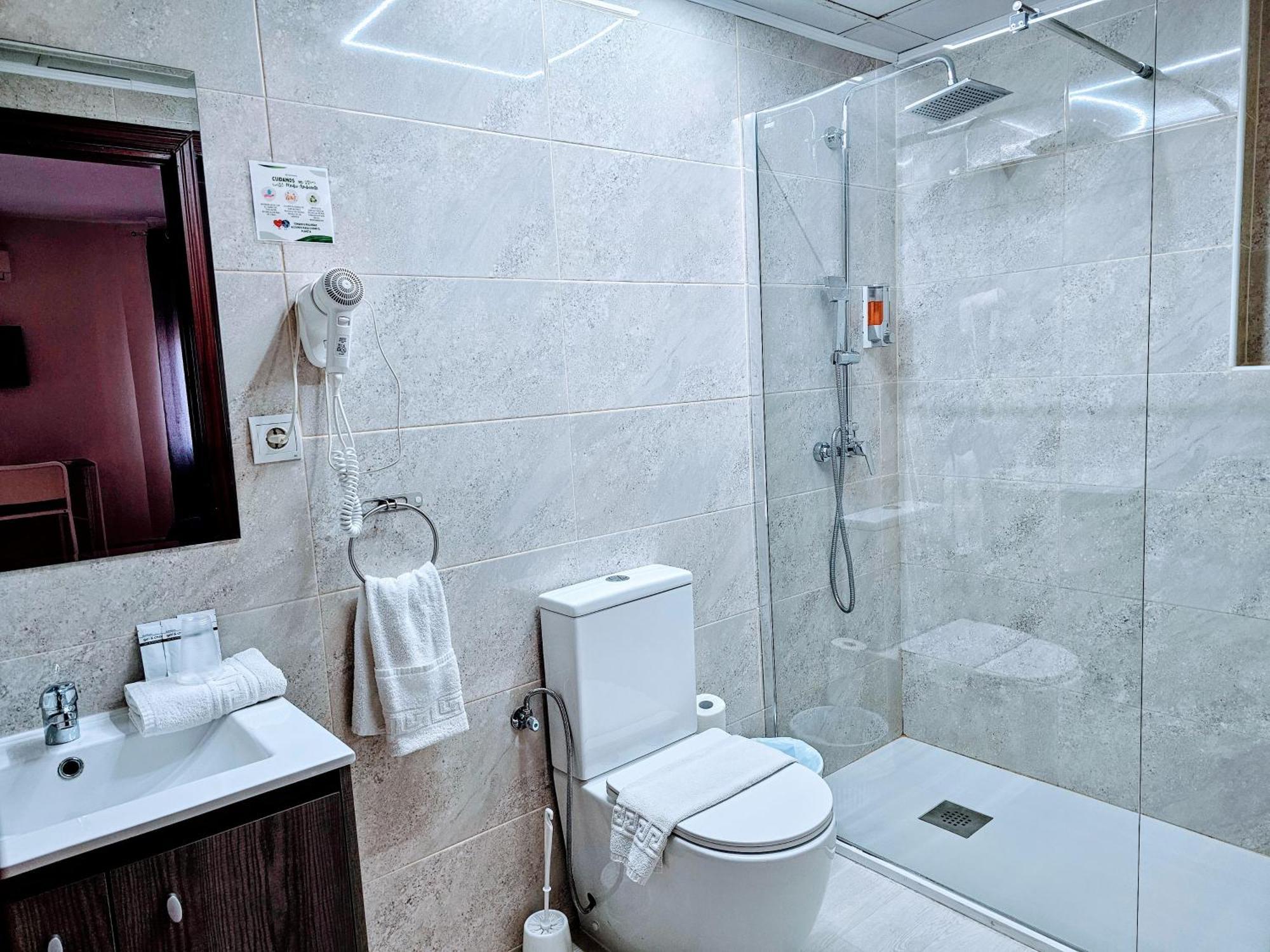 Hotel Velis Velez Malaga Esterno foto